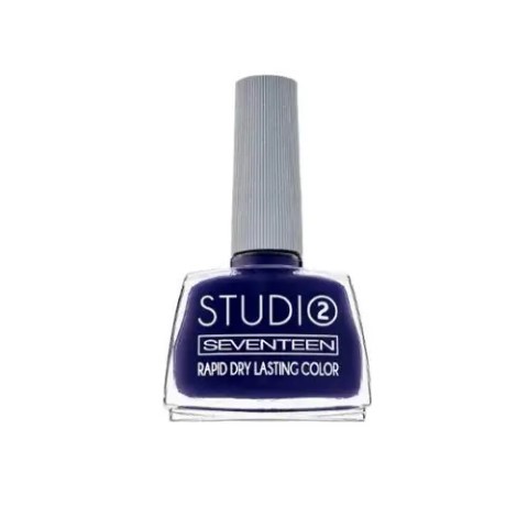 Seventeen Studio No.47, Manicure