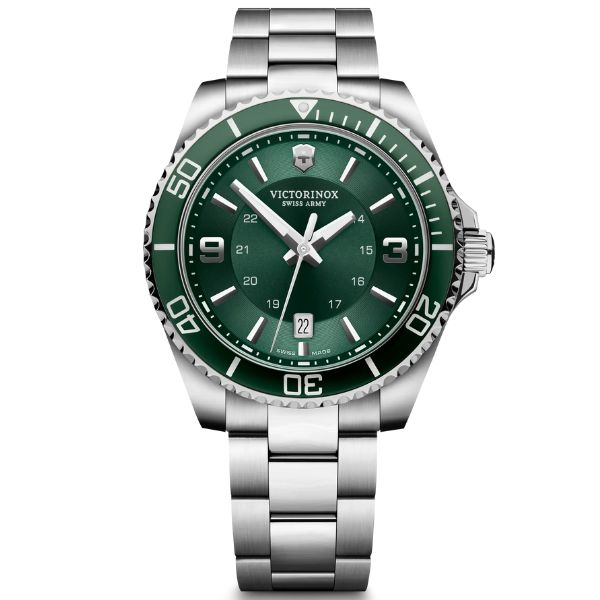 Maverick 43, Grn Dial, Gry Sst Br (241934)