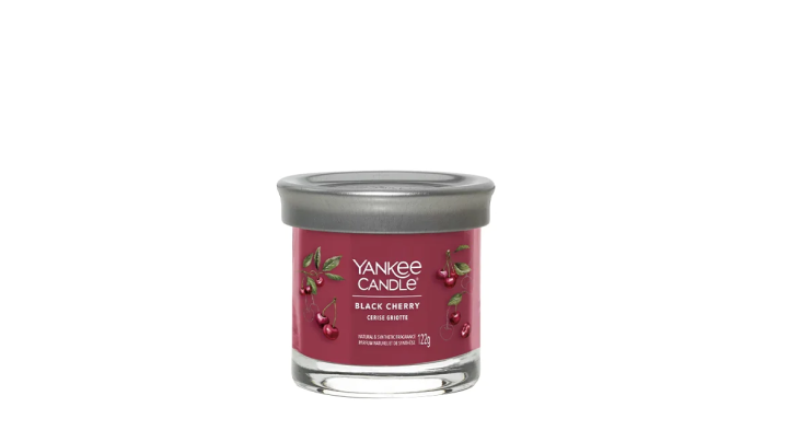 Yankee Candle Black Cherry 122g