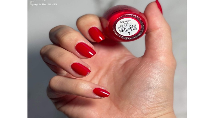 OPI Nail Lacquer - Big Apple Red 15ml