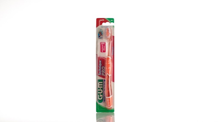 Gum Toothbrush Techn Pro Soft Compact 525
