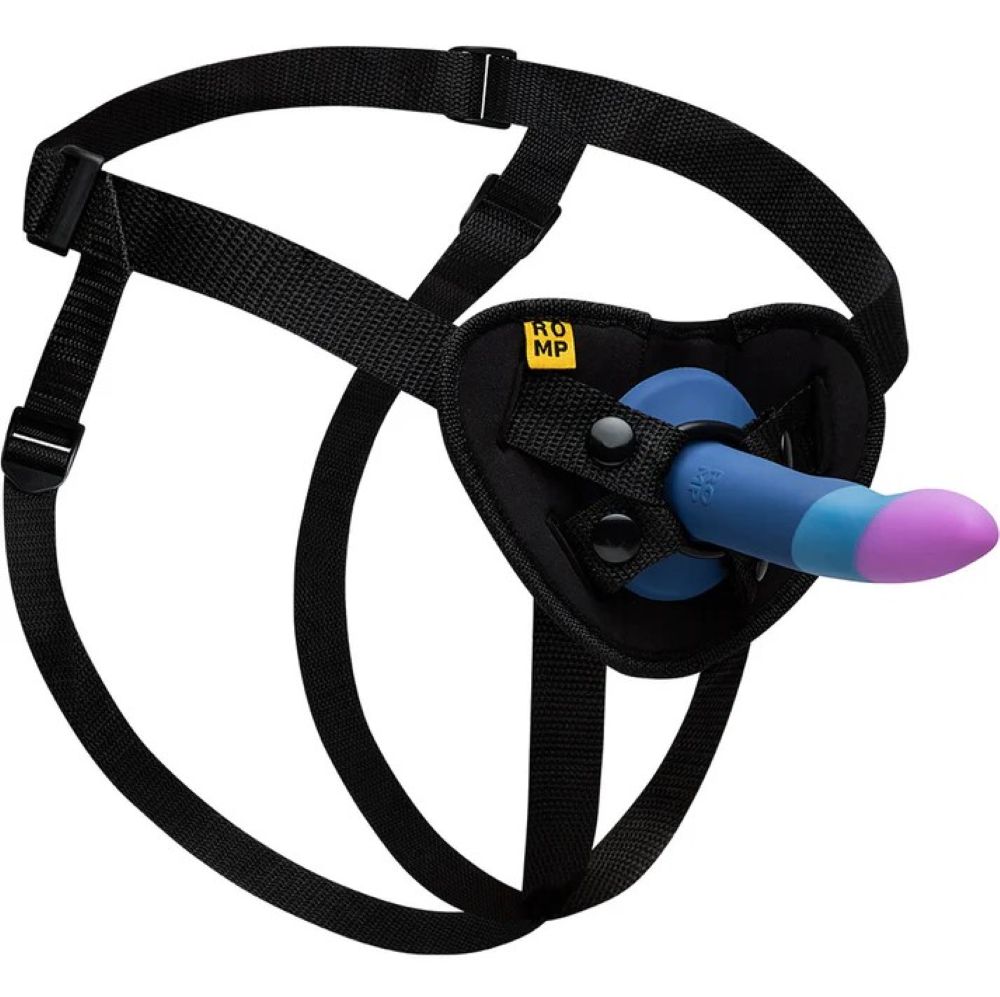 PICCOLO PEGING STRAP ON SILICONE DILDO
