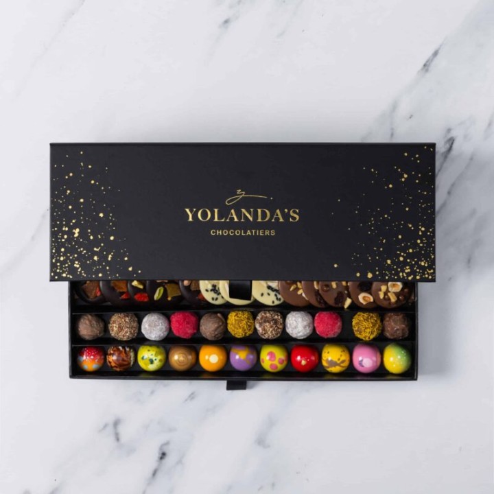 Chest of Selections with Bottega Gold