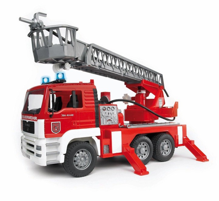 BRUDER 02771 MAN TGA Fire Engine 3years +