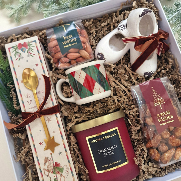 Christmas gift box (Santa's xmas basket)