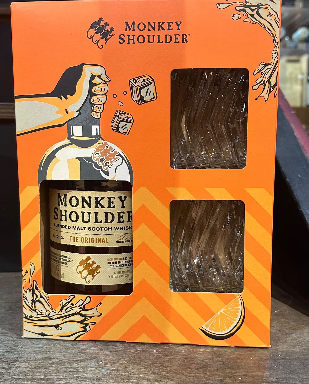 Monkey Shoulder gift pack with 2 glasses 70cl