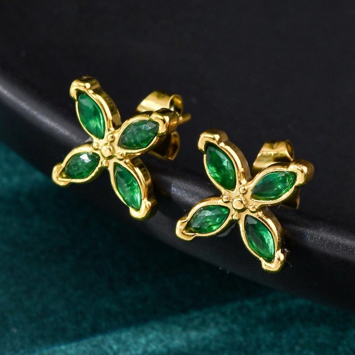 Perlarosa World Elegant Petal Stud Earrings Green