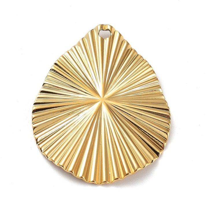 Perlarosa World Radiant Teardrop Pendants – Sculpted Shine with a Modern Edge Gold