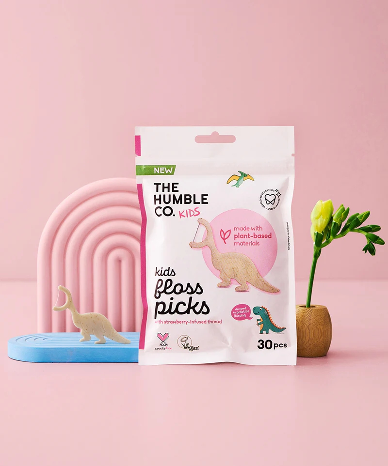 The Humble Co. Kids Floss Picks With Strawberry-Infused Thread 30Pcs
