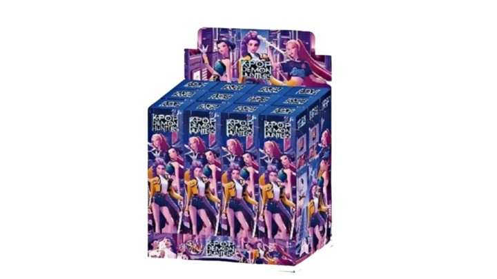 K-Pop Demon Hunters Mystery Doll Box – 32cm