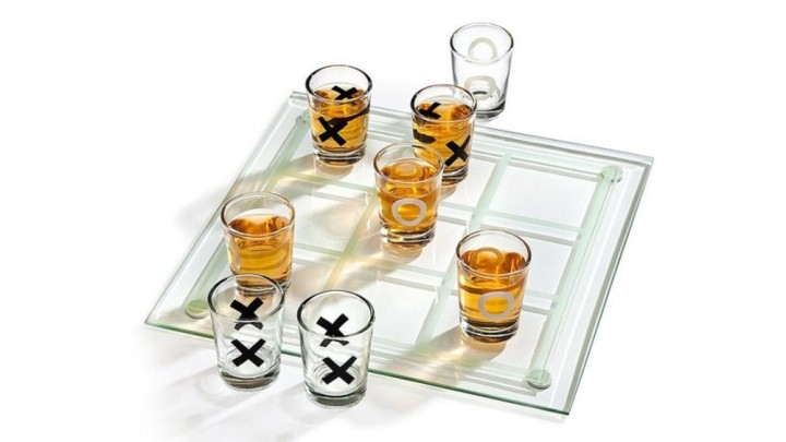❌⭕ Shot Glass Tic Tac Toe – Fun Drinking Game
