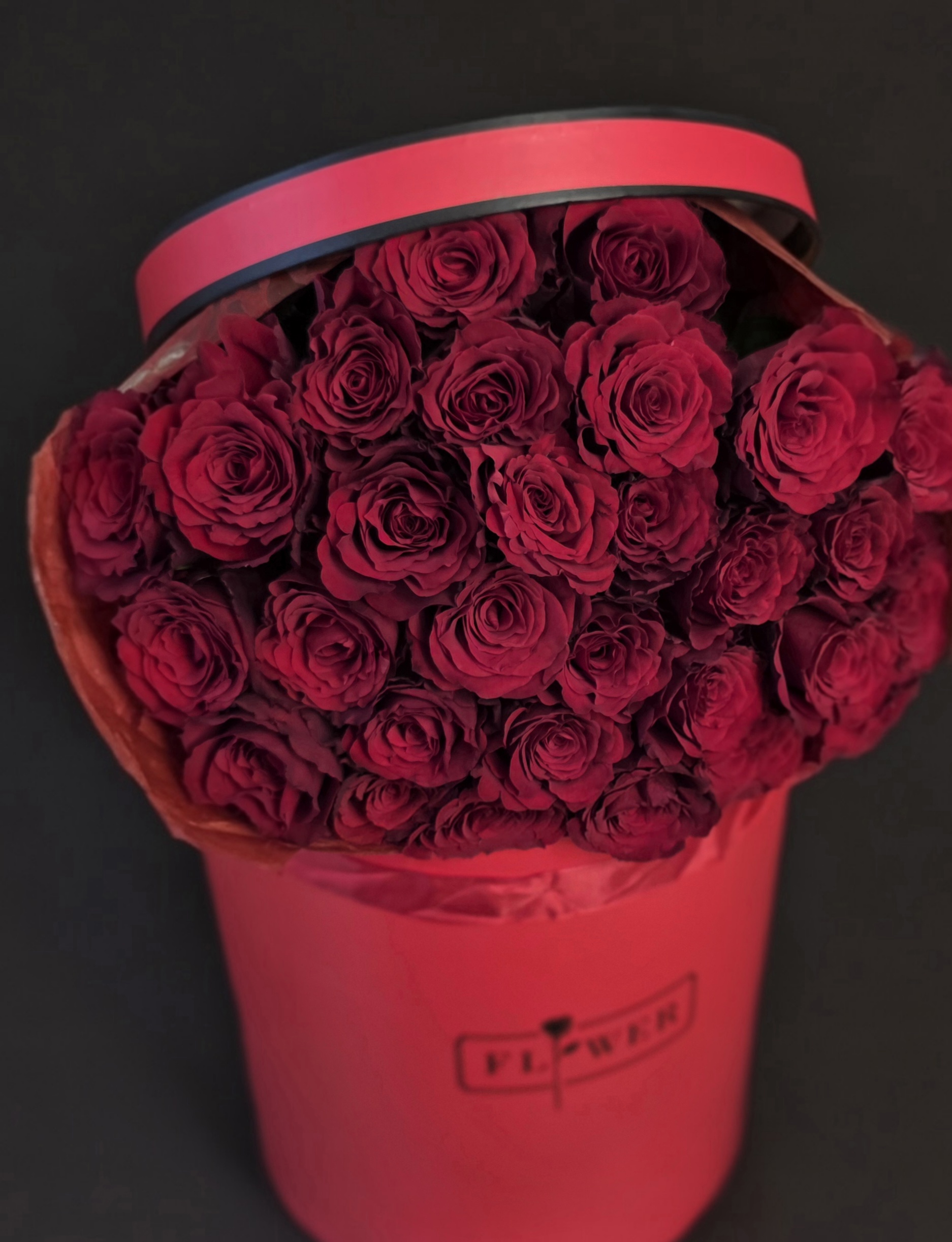 King Size Box With 39 First Quality Roses