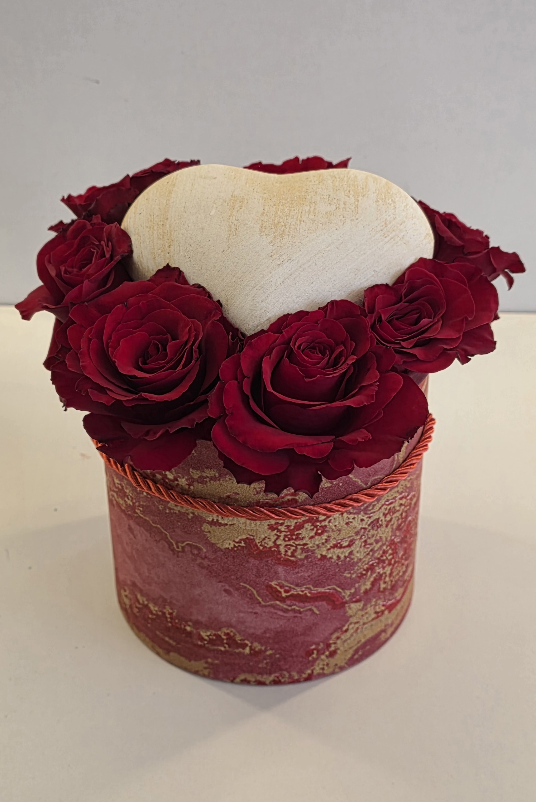 7 - 9 Roses With Wooden Heart In A Box (M)