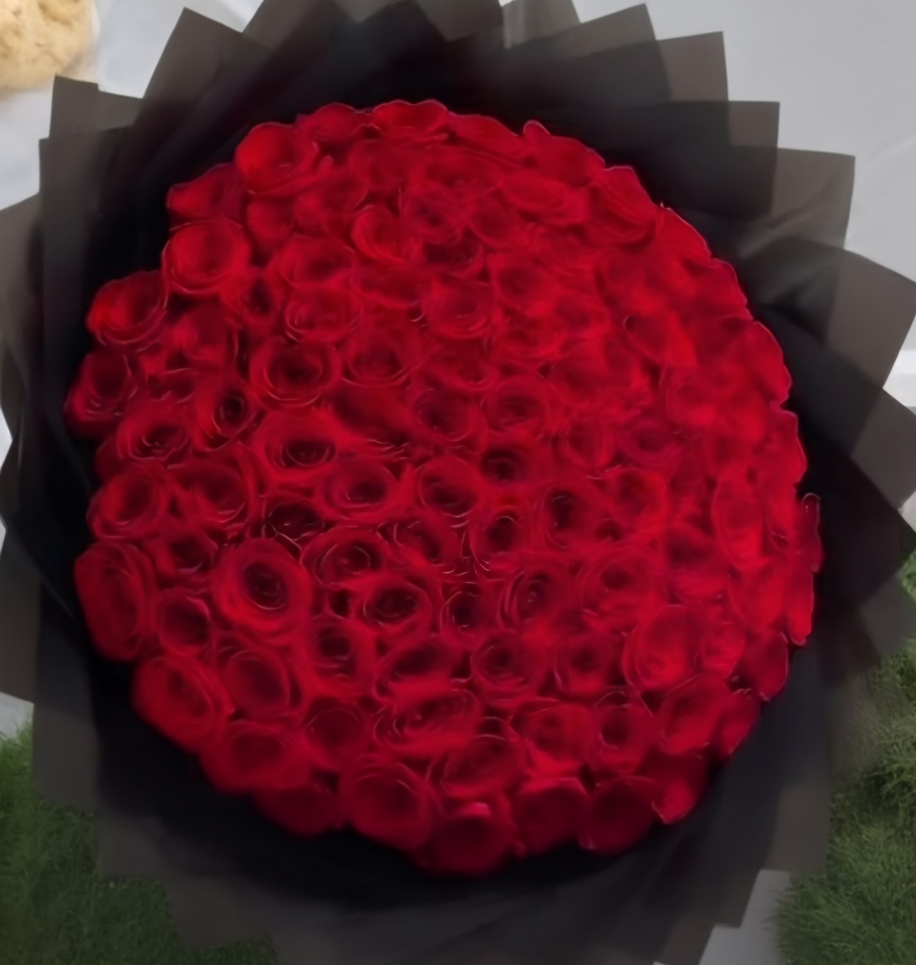 199 First Quality Roses