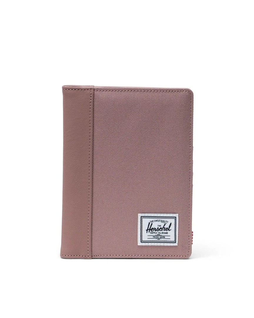 Herschel Raynor Passport Holder Ash Rose