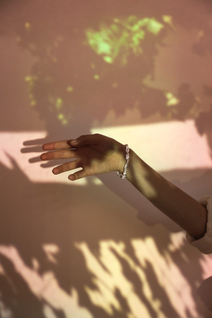 Na168 Fragments / Hand Bracelet