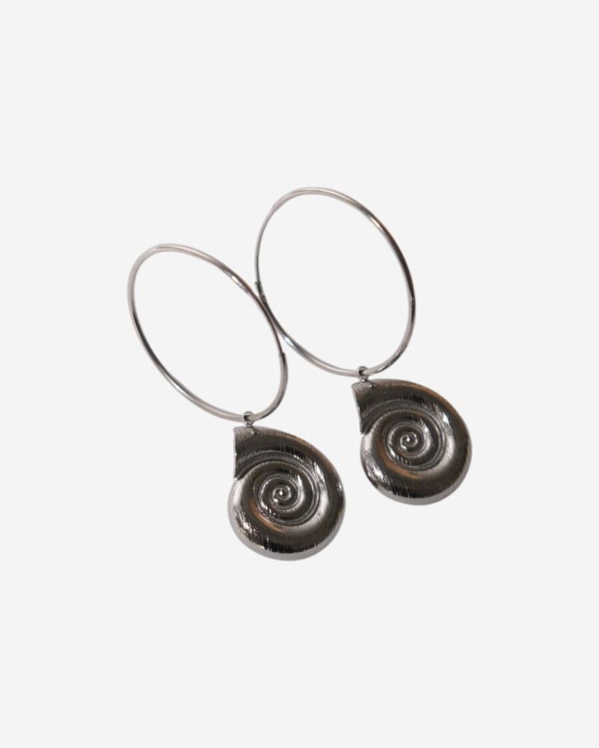 Papillon Shell Hoop Earrings