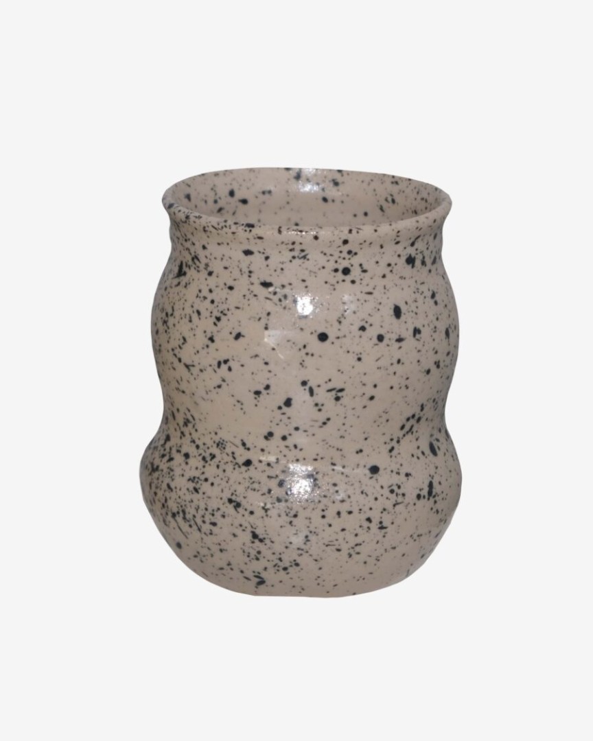 Oulu Mug Black Spotted