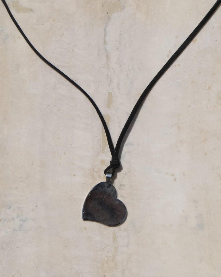 Metal Heart Necklace / Black Suede Cord