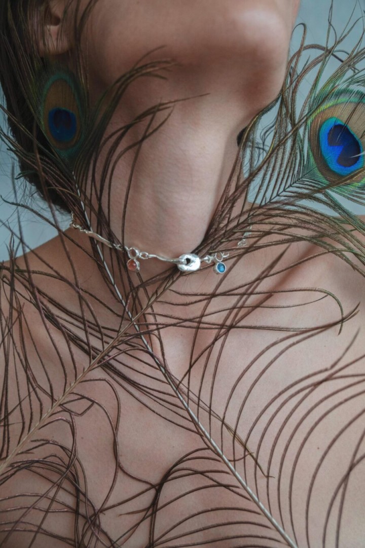 Na200 / Ripple Stone Necklace