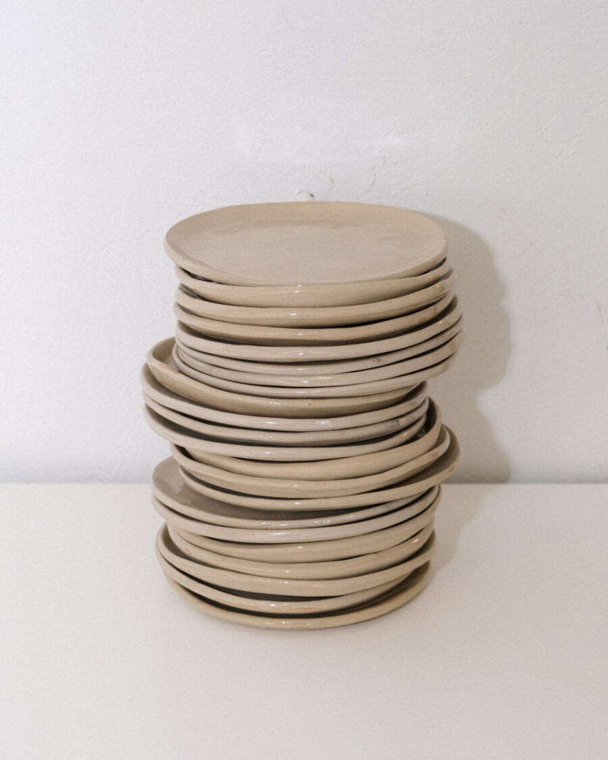 Malze Plate Cow Glossy