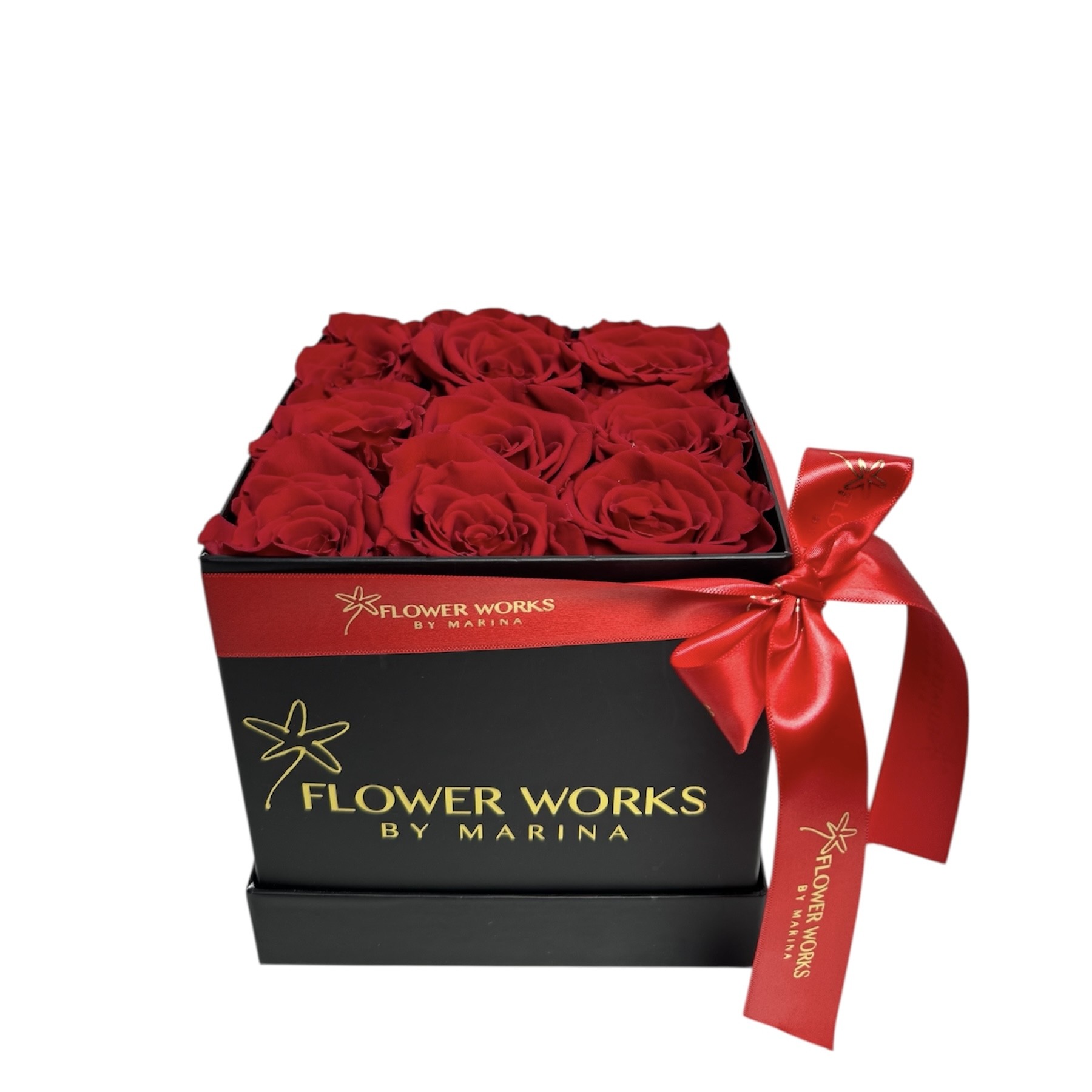 LUXURY SQUARE BOX WITH 9 PRESERVED ROSES