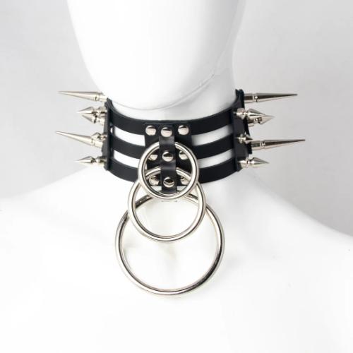 Three-row Black-ring Rivet Spiked Collar