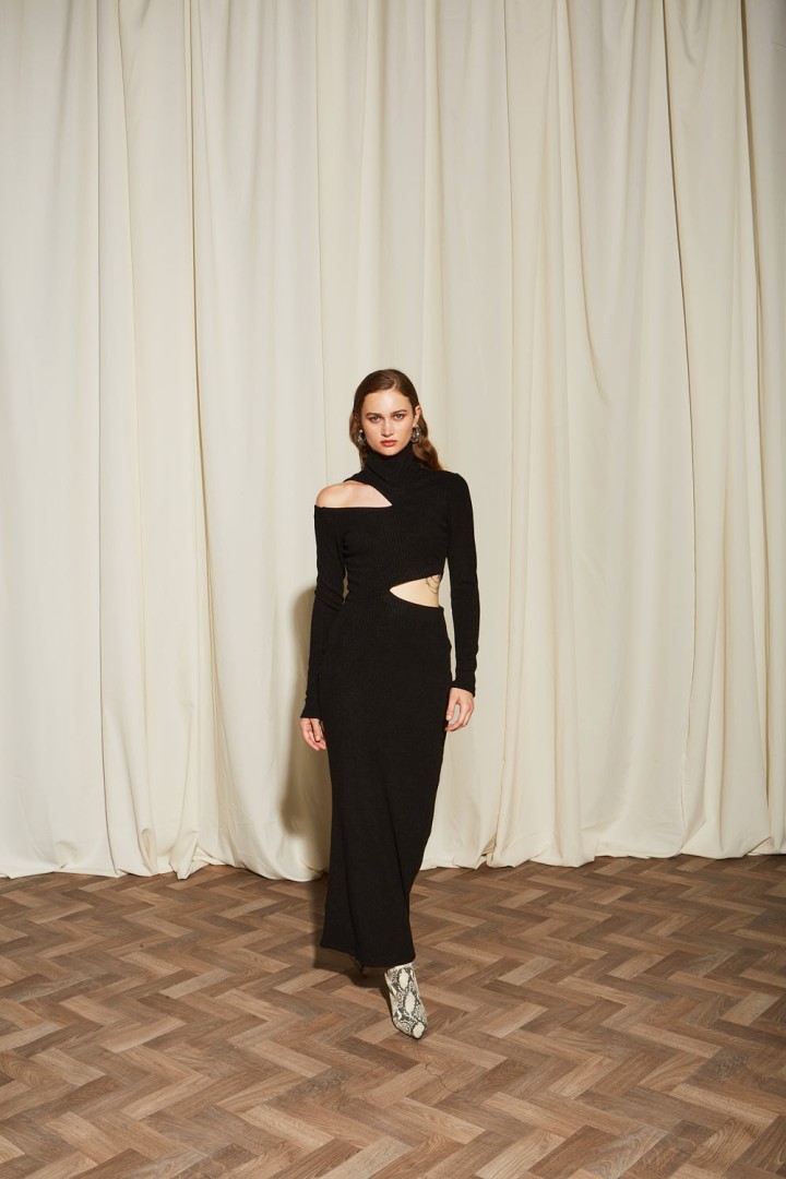 Clara Rib Knit Black Dress Size: S