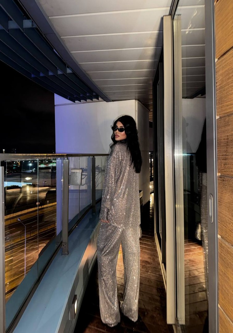 Glam Emy Silver Two Piece Set Size: L