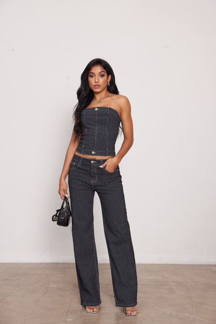 Keily Strapless Two Piece Set Size: S