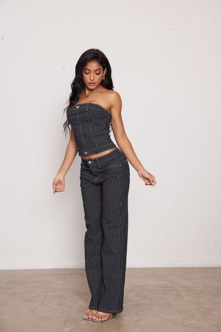 Keily Strapless Two Piece Set Size: XL