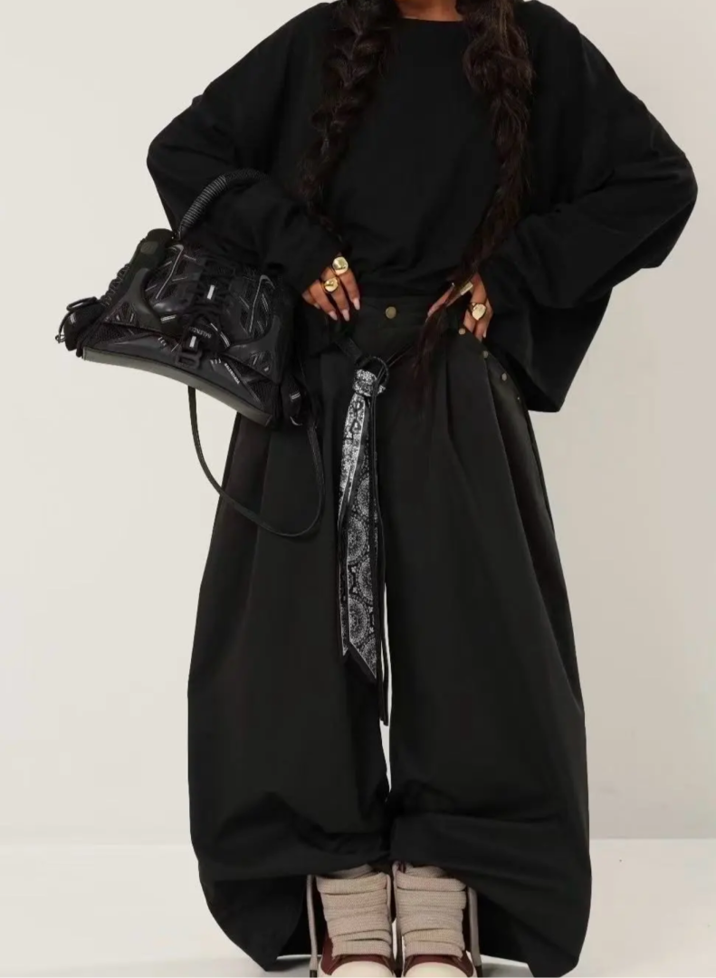 New Classic Belted Pants Color: Grey Size: L