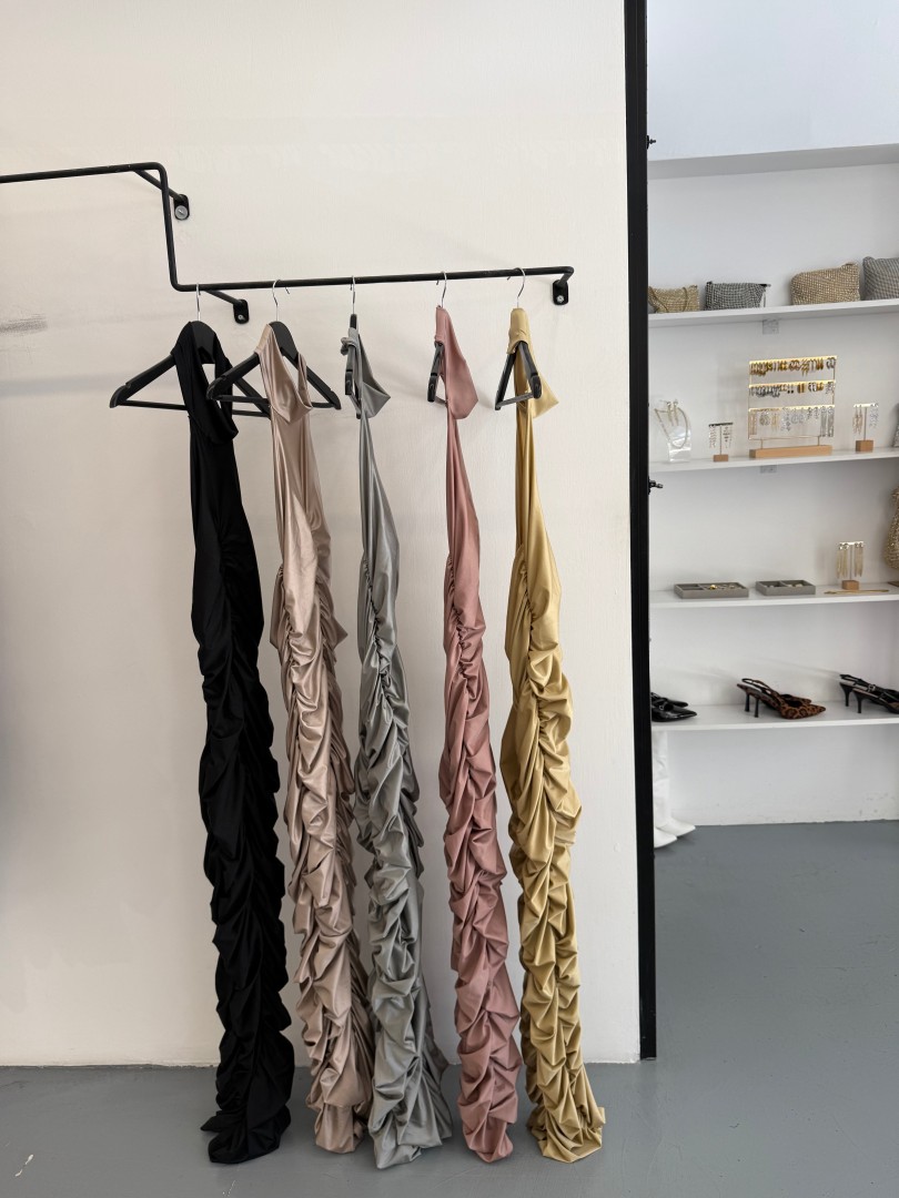 Merly Maissy Exclusive Dress Color: Black