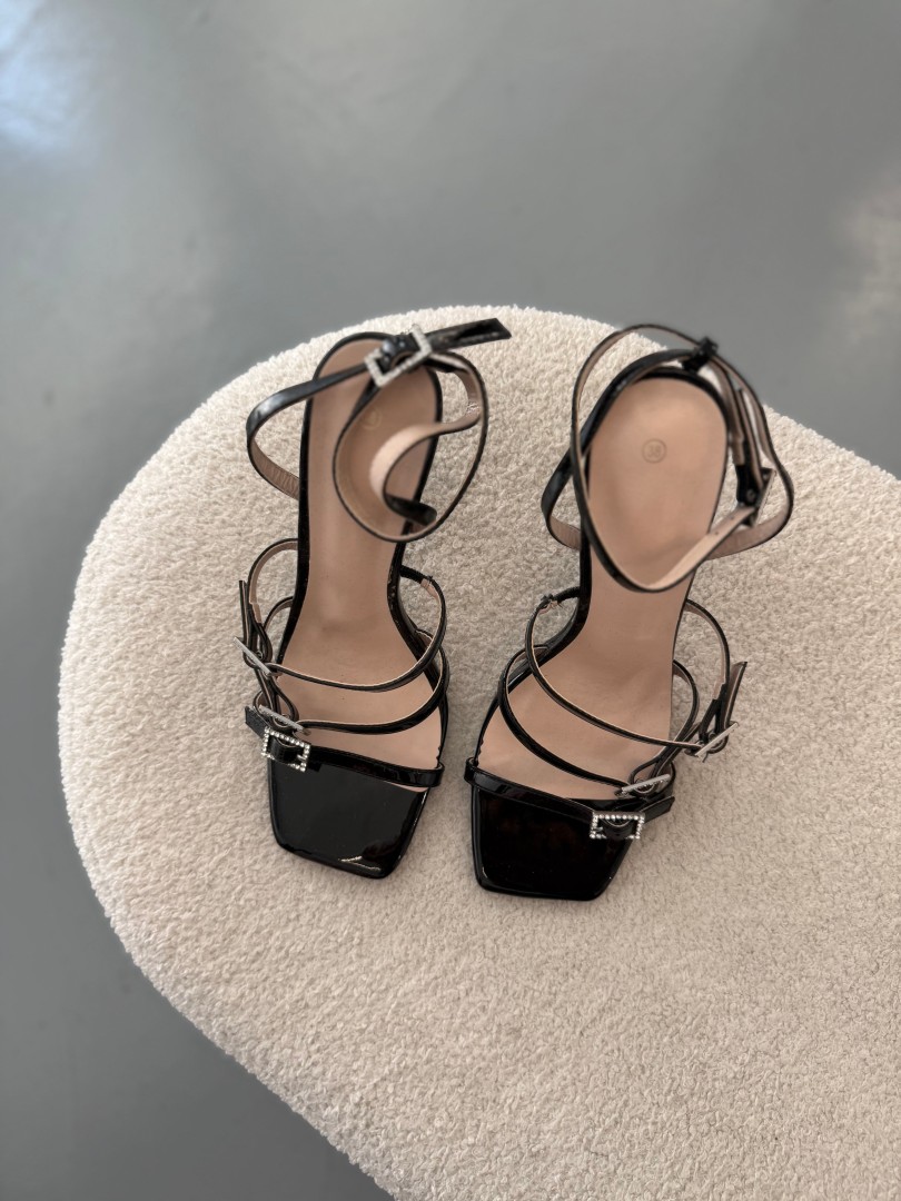 Black Heels With Straps Size: 40