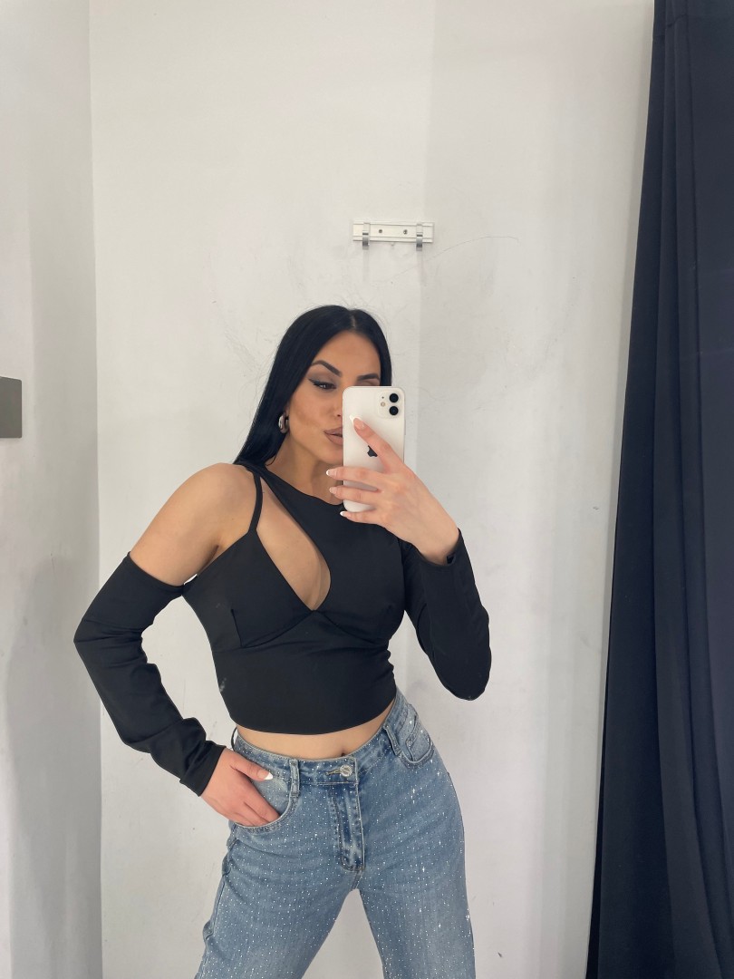 Keily top Color: Burgundy