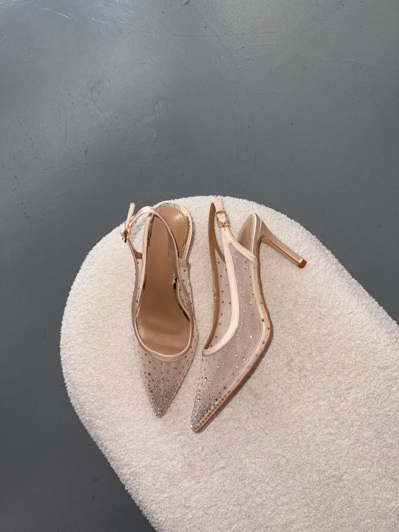 Gold Diamond Decorated Heels Size: 40