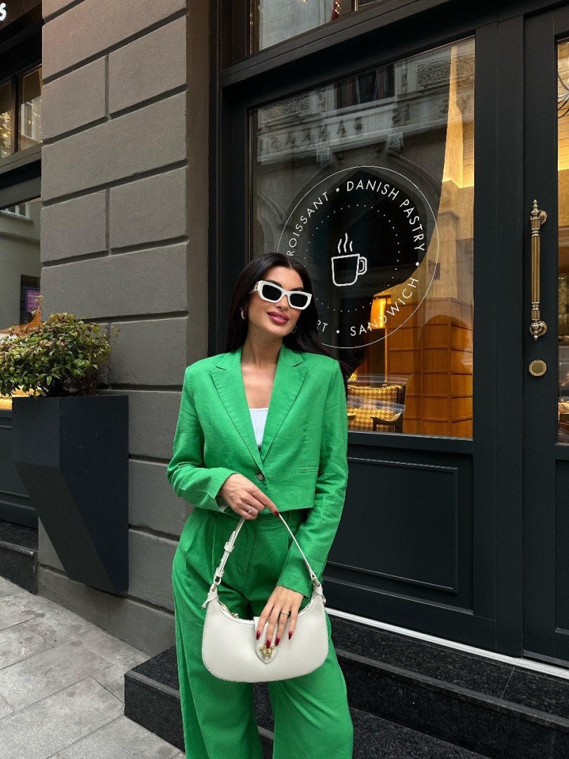 Kyla Forest Green set Size: M