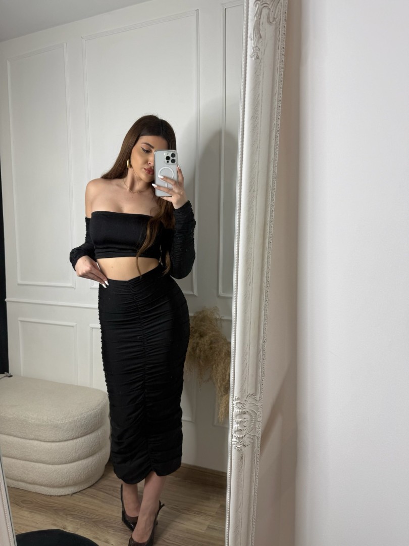 Zenaida Maissy Two Piece Set Color: Black Size: One size