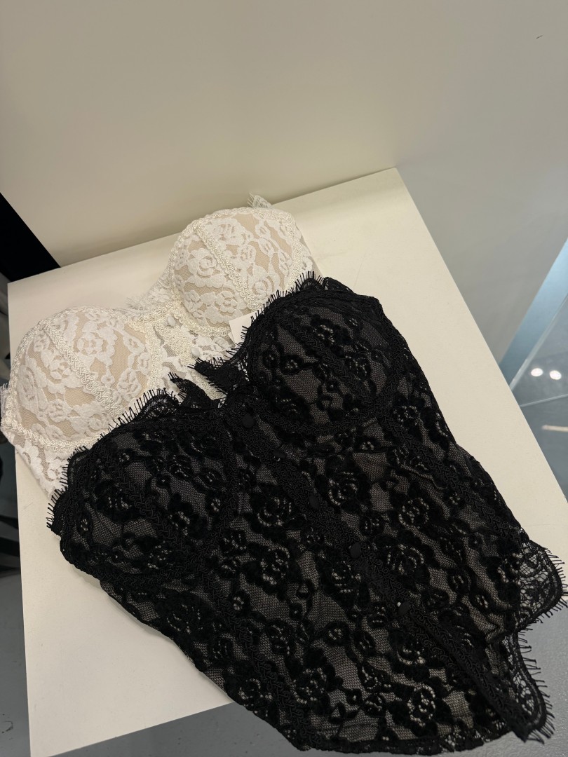 Lace Corset Color: Black