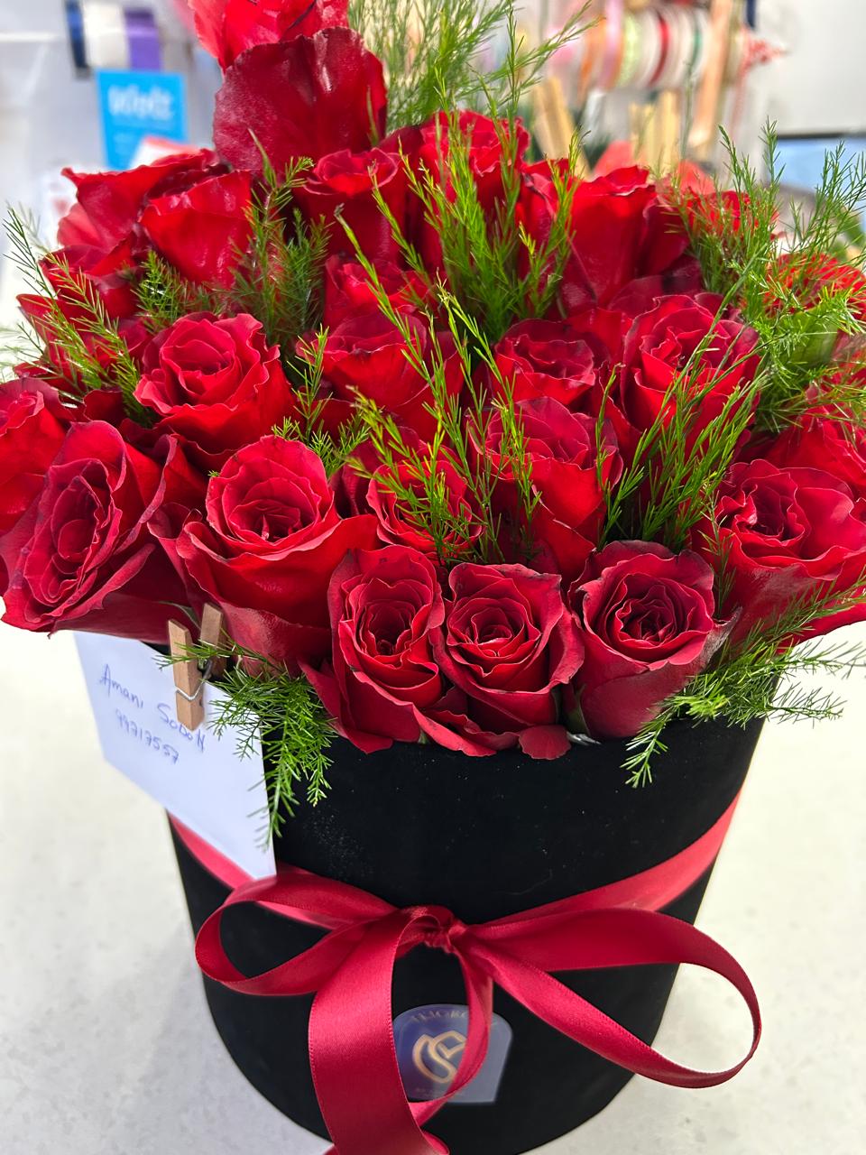 Love Big Box With Red Roses - Bouquet
