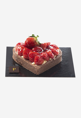 Valentine`s Strawberry Tart - Valentine Sweets