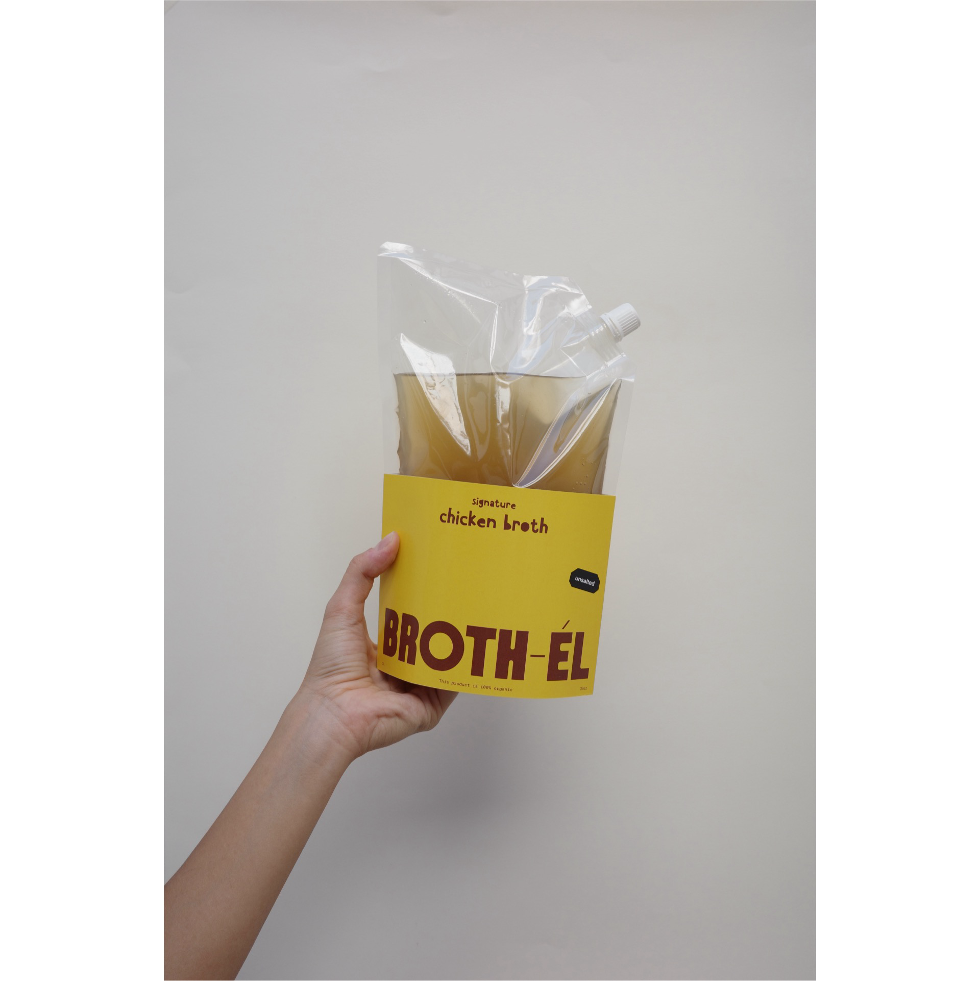 BROTH-ÉL Signature Chicken Broth with Chicken, Onion, Carrot, Celery, Ginger, Lemongrass, Turmeric, Pepper