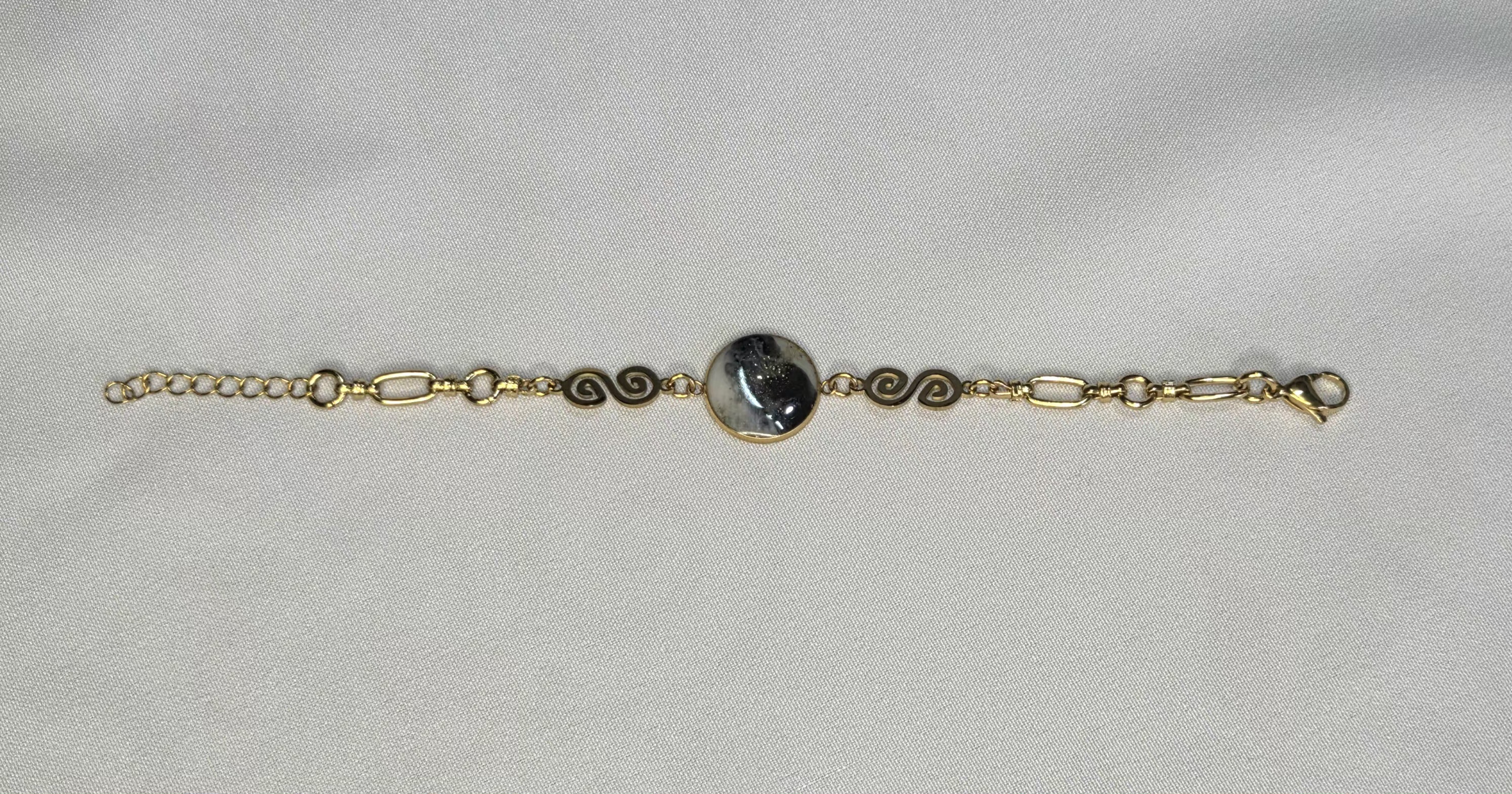 Stainless Steel Gold Round Handmade Bracelet Black-White-Gold 18Mm