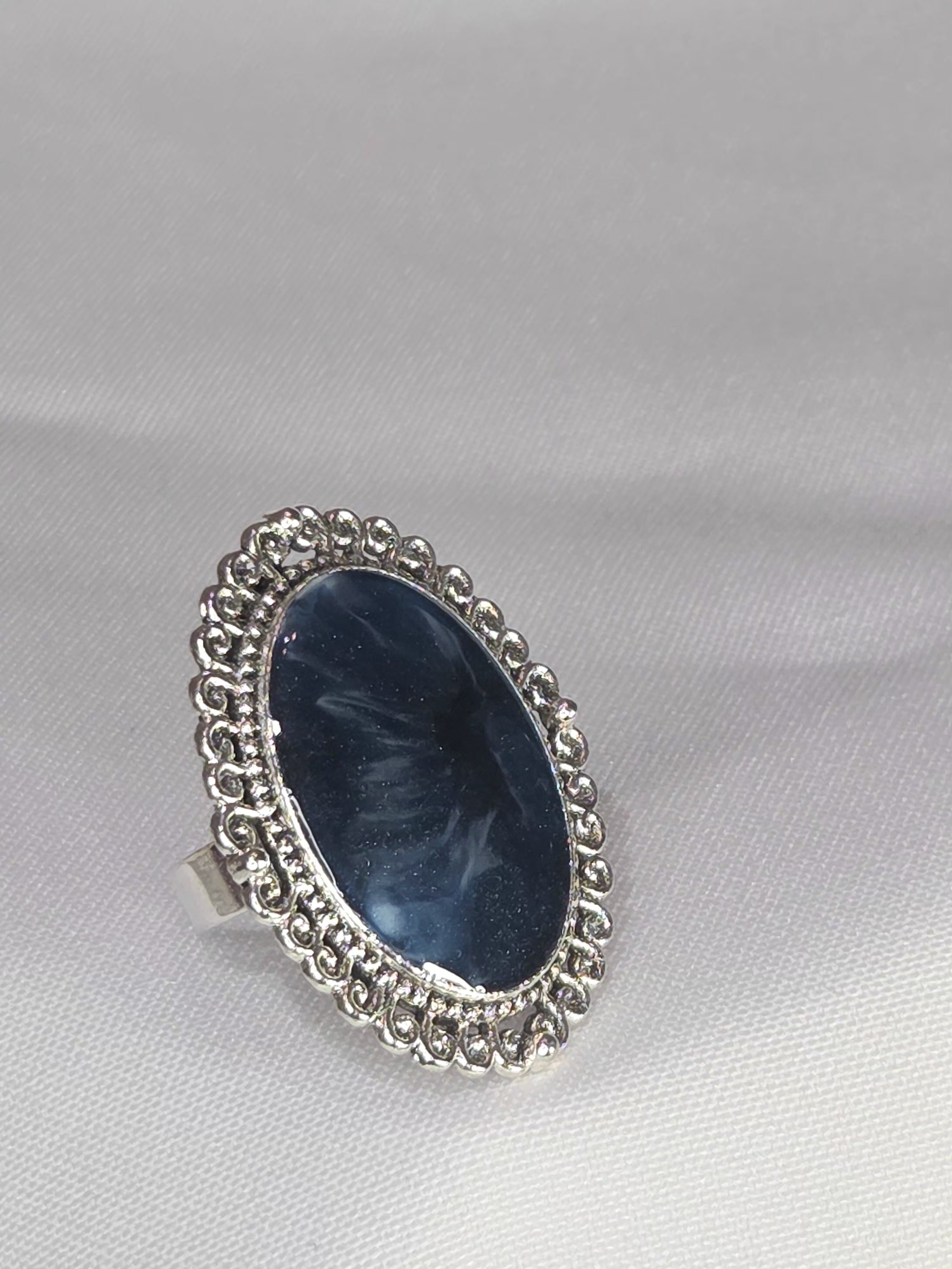 Vintage Handmade Silver Ring Blue Black White 3,5Cm