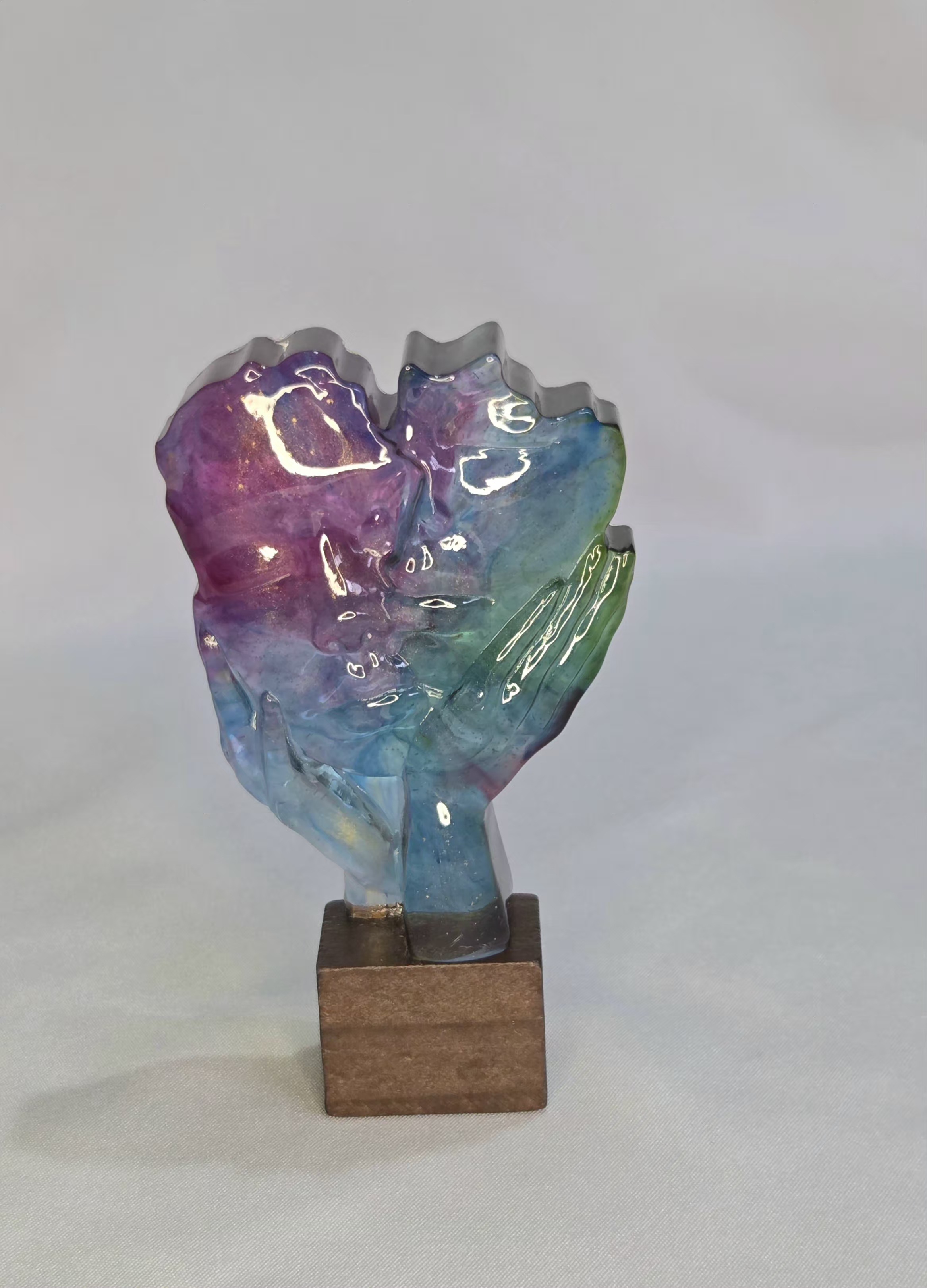Decorative Sculpture Abstract Made Of Liquid Glass Female And Male Faces In Their Hands Its On A Wooden Base Height 13Cm One Piece In Each