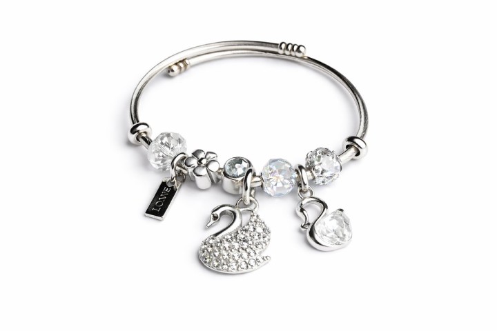 💫 Pandora Style Bracelet –White Swan