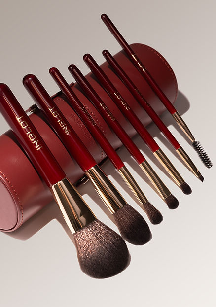 INGLOT BRUSH TUBE MAKEUP SET (BURGUNDY)