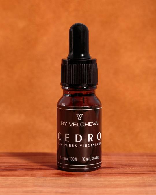 Cedarwood Virginiana Essential Oil - 10 ml