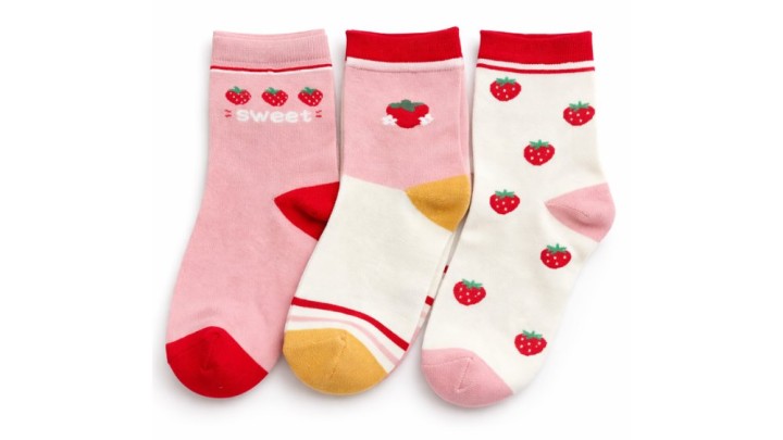 Strawberry Sweet Ankle Socks -Size 35-38– Set of 3 Pairs