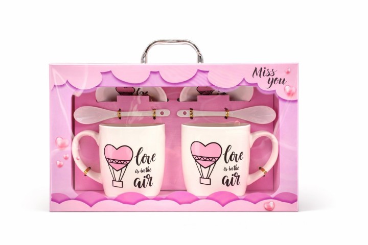 Love Is in the Air – Romantic Mug Set for Two with Spoons
